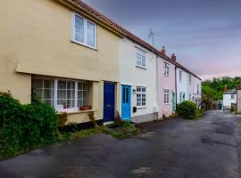 The Snug - A Quaint Mews Cottage City Centre