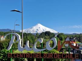 Pucón Rec-Lodge Camino al Volcan，位于普孔的度假屋