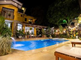 EASY - Club House Tarapoto con recojo GRATIS del aeropuerto，位于塔拉波托的酒店