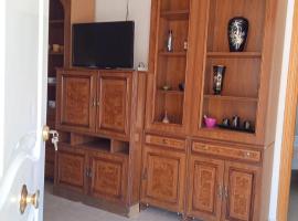 Charming House in Ciudad Real with Full Amenities，位于雷阿尔城的酒店