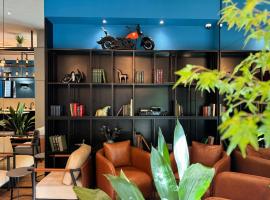 Design Hotel & Private Spa - Tbilisi Edition，位于第比利斯的酒店