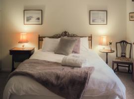 Koolyangarra Cottage Adelaide Hills，位于阿德莱德的酒店