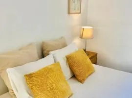 Suite like Sweet By StaySalmar