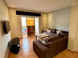 Apartamentos Al Borj 4J إقامة البرج，位于Ifargane的酒店