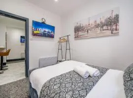 -F19GH- For relaxed & Cosy stay,Free Parking,WiFi
