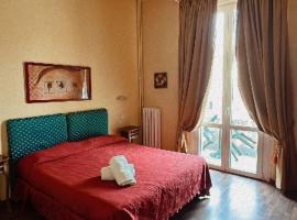 Room in Guest room - Viareggio rooms facing the sea，位于维亚雷焦的酒店