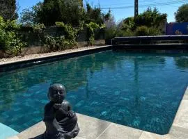 Studio les Iris climatisé, entre mer et collines, classé meublé de tourisme 2 étoiles