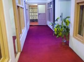 HOTEL HIGHLANDER INN SKARDu，位于锡卡都的酒店