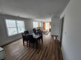 Stunning new apartment on the beach block，位于希塞德高地的酒店