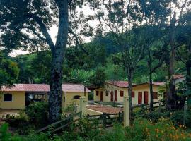 Pousada Sítio Monte Sinai，位于圣若泽-杜巴雷鲁的酒店