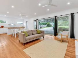 Spacious Three-Bedroom Home，位于伊普斯维奇的酒店