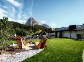 Anna Lodges Dolomites，位于圣克里斯蒂娜的酒店