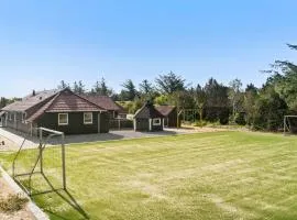 Lovely Home In Ringkøbing With Sauna