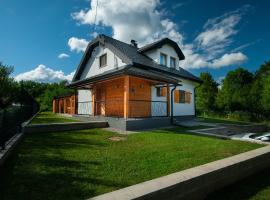 Charming house Maša，位于拉科维察的酒店