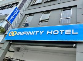 Infinity Hotel Iskandar Puteri，位于Iskandar Puteri的酒店