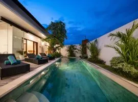 Best Place Near City Center and Batu Bolong Beach! - It's A 3BDR Villa with Private Pool