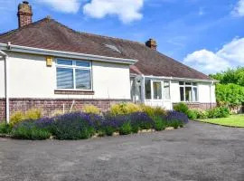 3 Bed in Totland Bay IC110