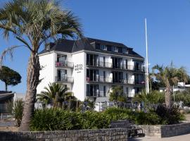 Hotel Kastel & Spa avec piscine d'eau de mer chauffée，位于贝诺代的酒店