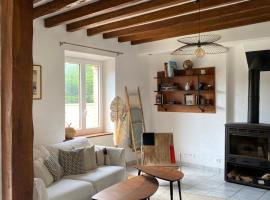 Charmante Maison Normande，位于Saint-Julien-de-la-Liègue的酒店