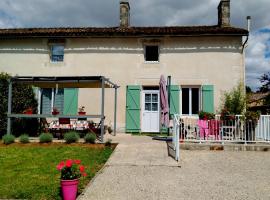 Repos et détente au cœur des richesses du Poitou，位于Vaux的酒店