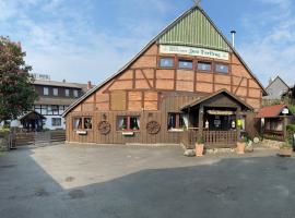 Hotel-Restaurant Zum Dorfkrug，位于Lehre的酒店