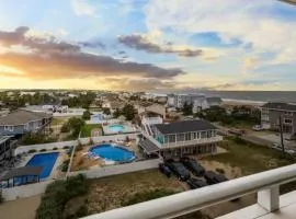 Sojourns Beach Views & Pool Family Home Sleeps 9