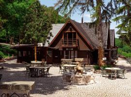 拉瑟拉农庄酒店，位于蒂沃利的酒店