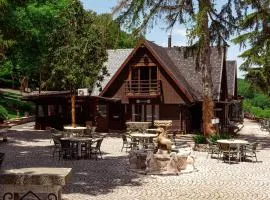 拉瑟拉农庄酒店