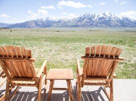 Yellowstone Trail Lodge，位于Emigrant的酒店