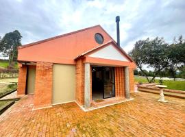 Lujosa Cabaña Represa del Sisga TV Wifi Cocina BBQ，位于Chocontá的酒店