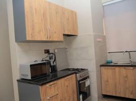 Cozy Condo Najjera，位于坎帕拉的酒店