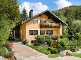 House Mavko Near Lake Cerknica - Happy Rentals