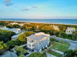 Blue Heron Manor by AvantStay Ocean View Saltwater Pool