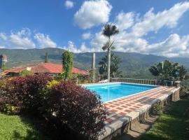 Finca Hotel San Miguel，位于卡拉尔卡的酒店