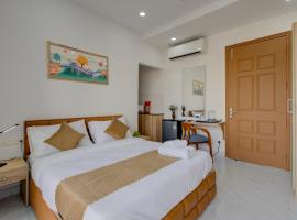 The Lodgers Studio Apartment Infront of Artemis Hospital Gurugram，位于古尔冈的公寓