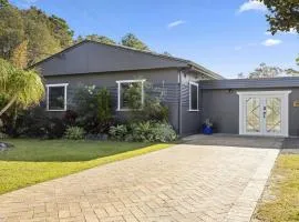 Emily House - Pets OK, Backyard, Great Location, Family Friendly