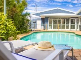 Fairways Beach House - Pool, Golf, Sawtell Village, Family Friendly