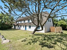 Nice Home In Tim With Sauna，位于Tim的酒店
