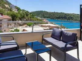 Lovely Home In Duba With Wifi