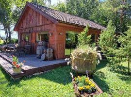 Pärna Muhu Island，位于Paenase的酒店