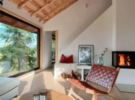 Forestia - Modern cabin with hot tub and sauna