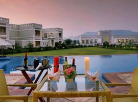 Achrol Niwas A TreeHouse Hotel，位于斋浦尔的酒店