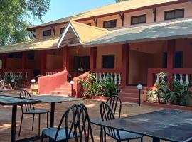 Laxmi Resort, Matheran，位于马泰兰的酒店