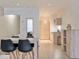 鲁汶大使套房酒店