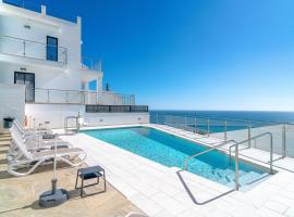 Terrazas de Ladera A2 Luxury by Casasol，位于内尔哈的酒店