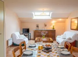 Meuble de tourisme du haut 3 personnes a serigas