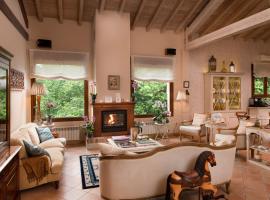 Hotel Rural Arpa de Hierba，位于利亚内斯的酒店
