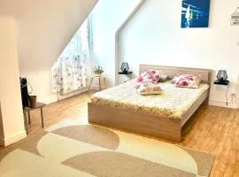 Appartement deux chambres plus une chambre bébé ou enfant maximum trois ans à la campagne au calme