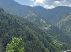 Hazara pine，位于Nikka Maha的酒店