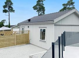 Holiday home Klintehamn VI，位于Klintehamn的酒店